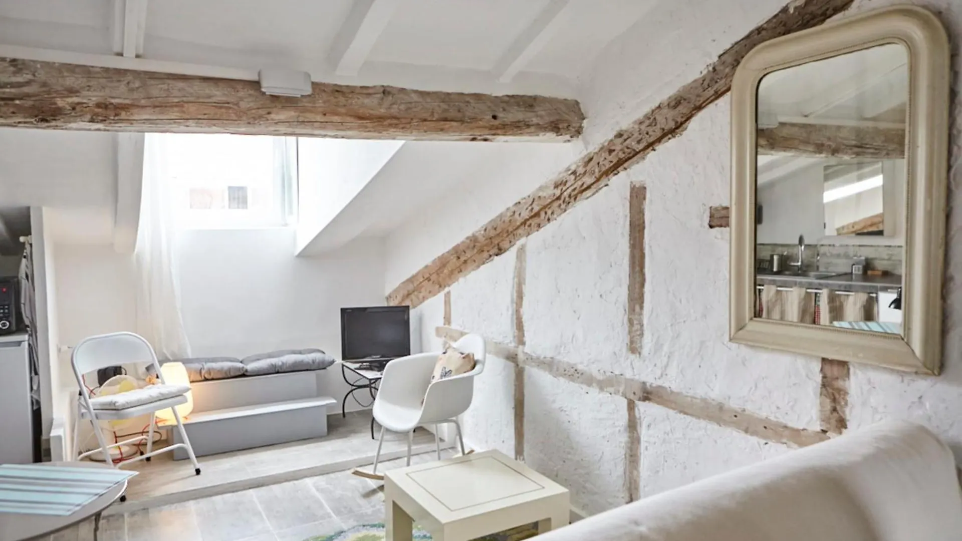 Apartment Studio Cote Blanche - Welkeys Nice France