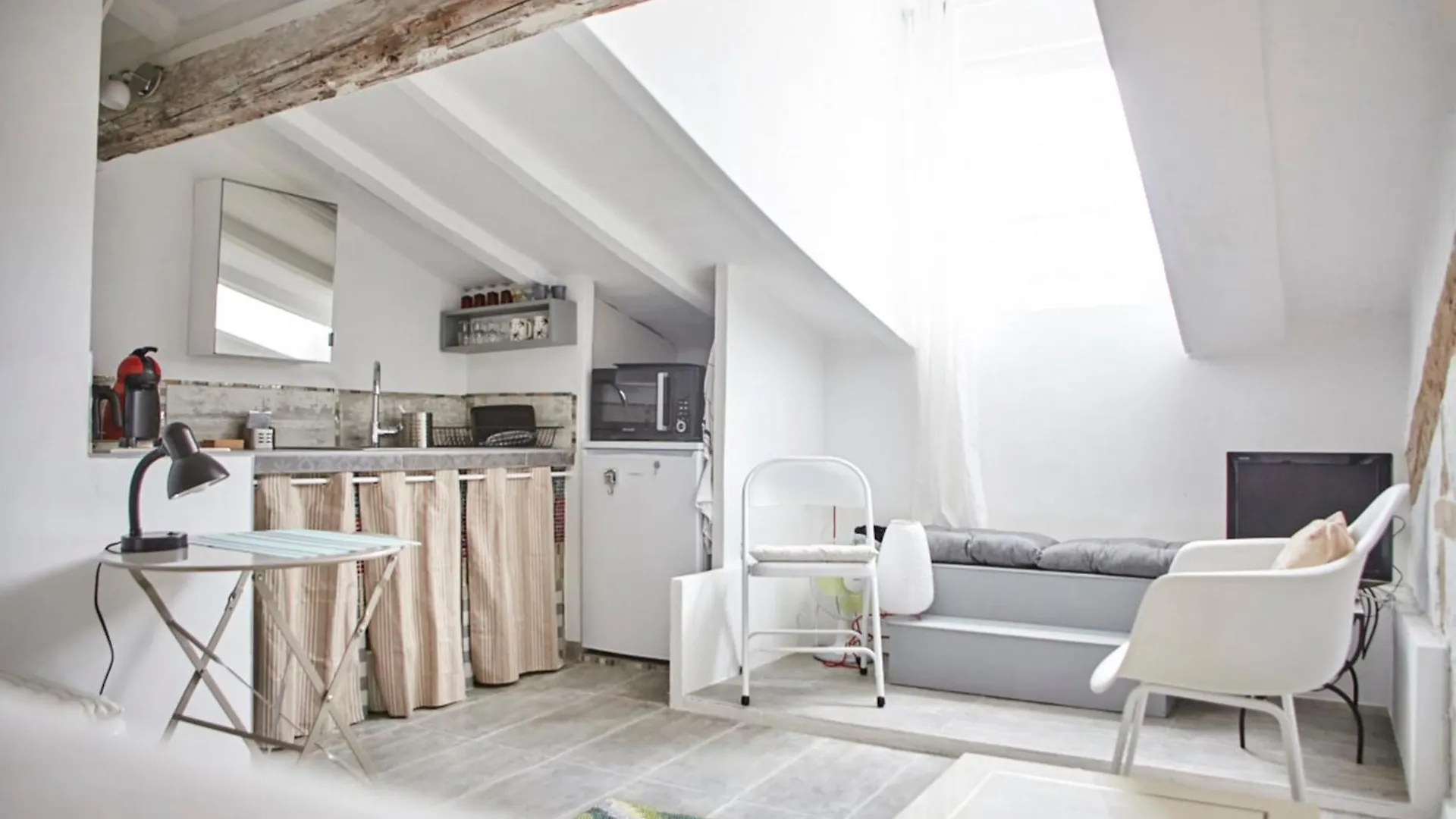 Studio Cote Blanche - Welkeys Nice Apartment